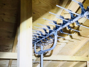 みずほアンテナの屋根裏設置を紹介！