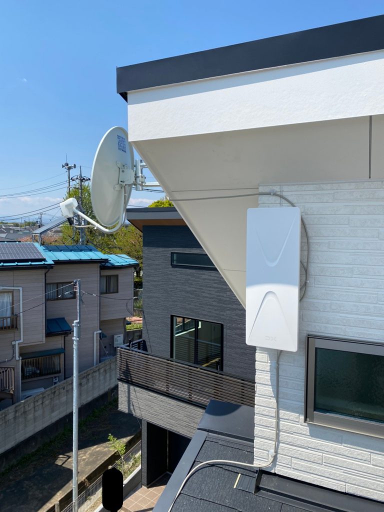 2021年4月26日 東京都昭島市o様邸 デザインアンテナと4k8k対応bs Csアンテナ設置工事 地デジ テレビアンテナ工事 設置 取り付けのみずほアンテナ