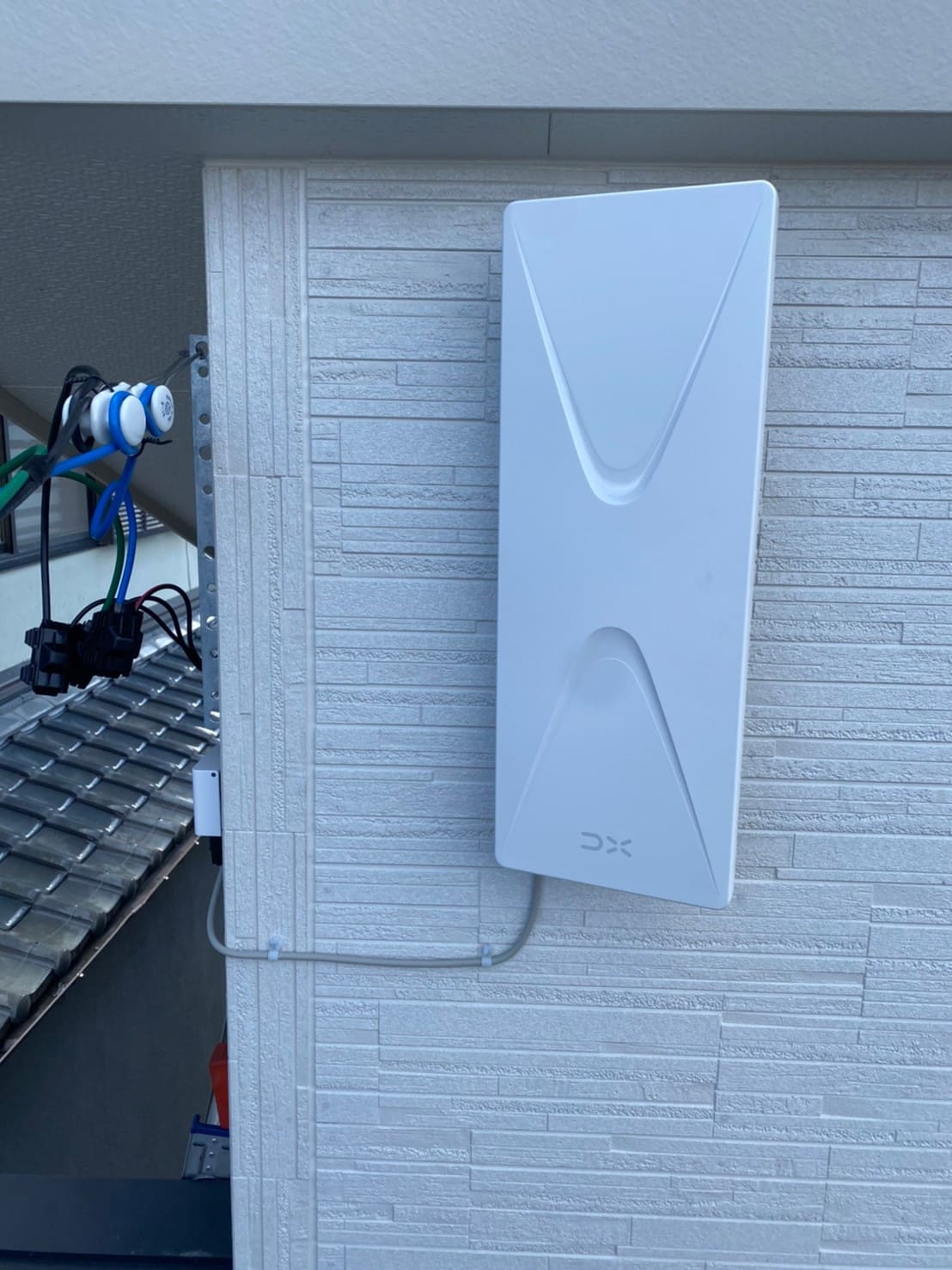 2022年1月8日 三重県鈴鹿市東江島町M様邸 デザインアンテナと4K8K対応