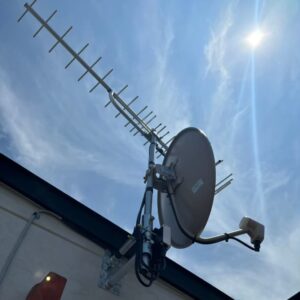 2025年9月11日　愛知県西尾市上矢田町S様邸　UHFアンテナと4K8K対応BS/CSアンテナ設置工事