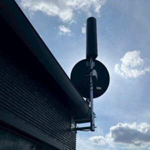 2025年11月11日　東京都北区上十条H様邸　ユニコーンアンテナと4K8K対応BS/CSアンテナ設置工事