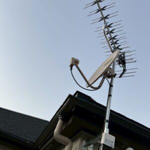 2026年2月10日　広島県竹原市本町M様邸　UHFアンテナと4K8K対応BS/CSアンテナ設置工事