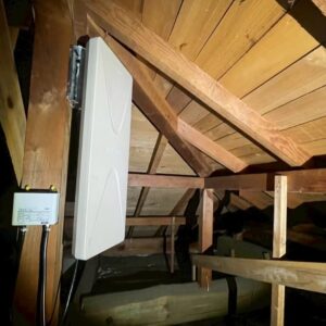 埼玉県飯能市｜デザインアンテナ屋根裏設置｜屋根裏でもしっかり受信可能！既存住宅での設置例